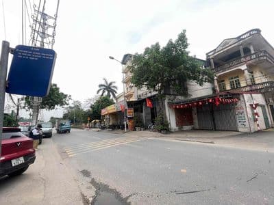 Giá hơn 5 tỷ 92m KINH DOANH mặt phố Thị trấn Đông Anh Hà Nội