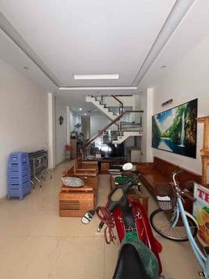 Bán nhà 2 tầng MT Nguyễn Quyền Bến Xe Cẩm Lệ