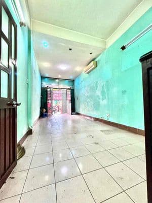 Cho thuê mặt bằng + nhà nguyên căn mt lê hồng phong