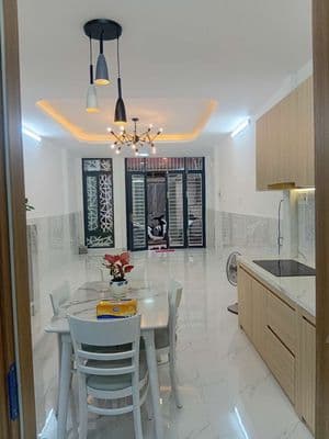 Bán nhà 343/73/3 nghuyễn trọng tuyển