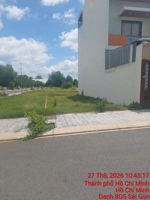 Cần bán đất thổ cư ở củ chi- 180m2 mặt tiền đường nhựa .
