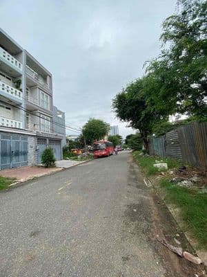 Nhà cho thuê Khu Tên Lửa DT 5x20m(5PN + 4WC) giá thuê 20tr/th