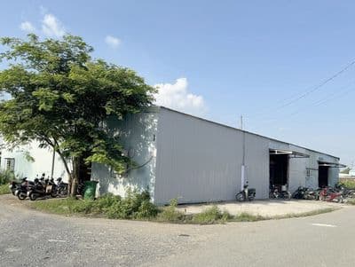 Xưởng 350m2 ngay Q2, đườn rộng 2 xe tải ( miễn gọi quảng cáo đăng tin)
