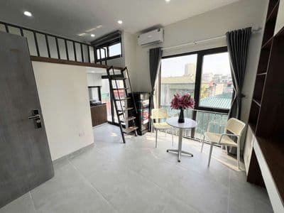 Cho thuê CCMN 25m2 Full đồ, ban công thoáng tại Ngõ Thịnh Quang