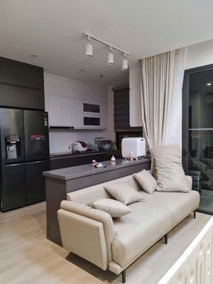 Bán 3 ngủ to- 98m2 - 6,8 tỷ , đủ đồ - Vinhomes Smart City Tây Mỗ