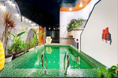 Cho thuê villa hồ bơi đẹp 2mt khu nam việt á