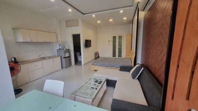 Căn hộ có ban công thiết kế thoáng cho thuê lâu dài