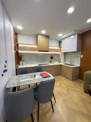 Không có căn thứ 2 4.5 tỷ-nguyễn văn cừ-q1-4 tầng mới ở ngay