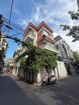 Nhà mới đẹp_hxh khu k300_q.tb_6x15m_trệt 3 lầu_ ô tô ngủ trong nhà