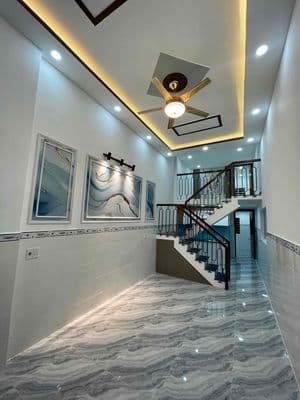 Bán nhà hẻm xe ô tô trên đường lê văn khương