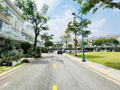 Cho thuê nhà KDC Merita gần Đỗ Xuân Hợp, Liên Phường, 3 lầu 4PN