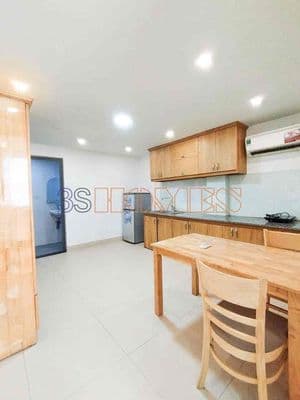 Căn hộ rộng đẹp, tách bếp riêng, 1 phòng ngủ
