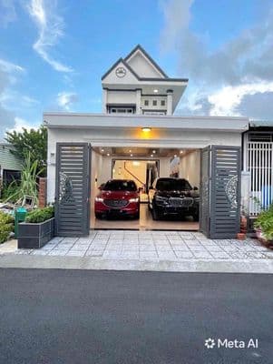 Hot Nhà MT Châu Văn Liêm 180m2 Sân Đậu 2 chiếc oto nhà mới 100%
