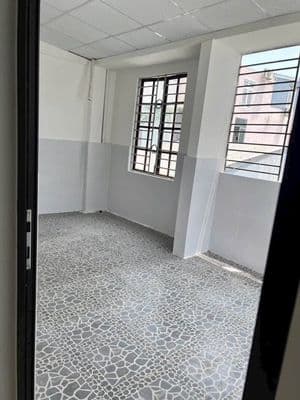 Cho thuê nhà 3 tầng đô đốc lộc – ngay chựo hòa xuân