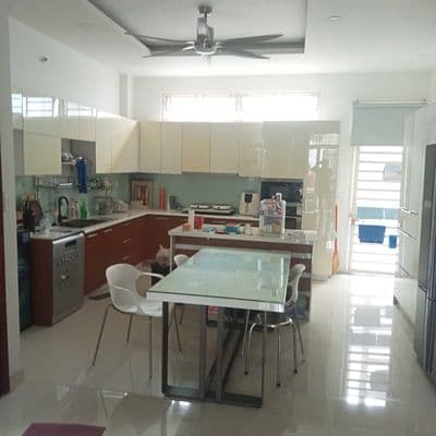 CHO THUÊ NHÀ KHU VIP BIỆT THƯ song lập. Khu 295 Tân kỳ Tân Quý : 4 Lầu
