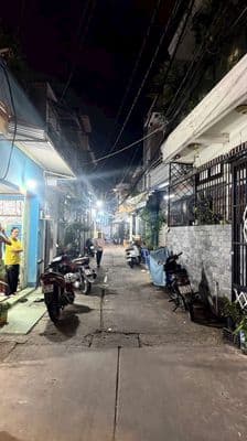 bán nhà 33.5m lương thế vinh nhà 2 tầng giá rẻ
