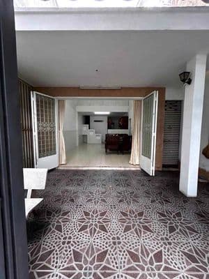 Trệt lầu 4,5 20m có 3pn 2wc hẻm xe hơi thông quang trung p10