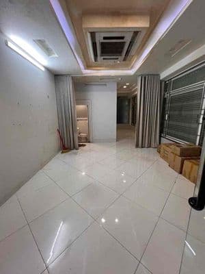 Chính chủ cho thuê mặt bằng lý tự trọng quận 1 – 2 mặt tiền