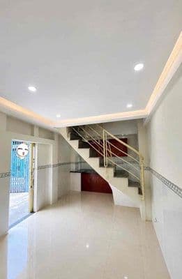 cho thuê nhà nguyên căn dt:4,2x8m 2pn2wc Đồng xoài p13 Tân Bình