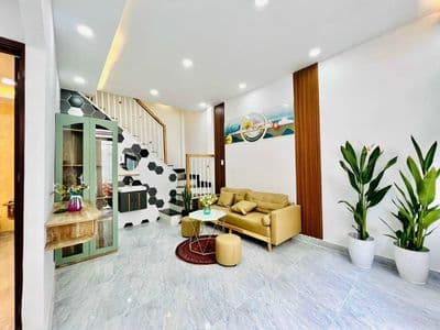 Hàng hiếm đối diện bv nguyễn tuân nguyễn thái sơn 36m hẻm 5m shr