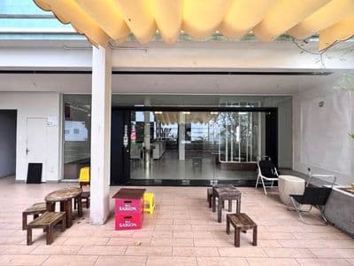 Mặt bằng lầu 5, có sân 4m, dtsd 150m2 tại 36 nguyễn văn tráng quận 1