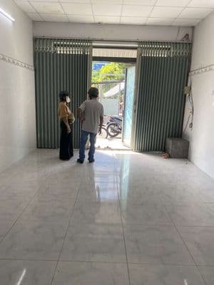 Nhà mặt tiền kinh doanh, gác lửng, gần Song Hành, trường Huill