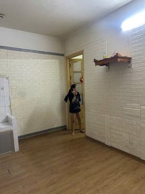 CC cho hộ gđ thuê chcc 52m2 , 1pn,1pk, B, BC phố Trần Đăng Ninh