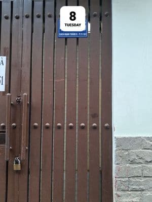 Cách mạng thág 8,dt 3,5m×16m,1 gác,3 phòng.