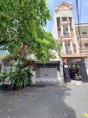 Mặt tiền hẻm rộng 10 m