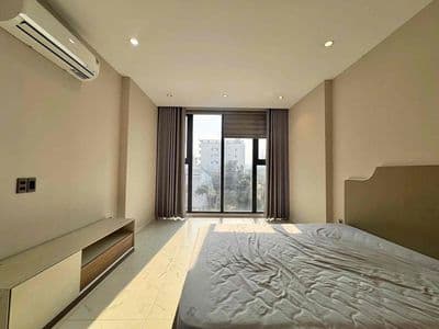 Căn hộ tách bếp 1pn - full nội thất - cửa sổ lớn nhiều ánh sáng - kh