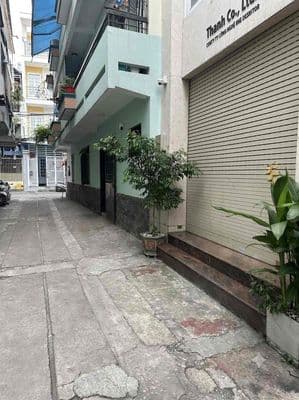 Lý thường kiệt 5 tầng cạnh đại học bách khoa - sát mặt tiền hẻm ô tô