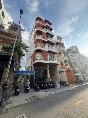 Cho thuê mặt tiền Đường Thạch Thị Thanh Q1-DT: 7.5x15M-4L-Giá: 55tr