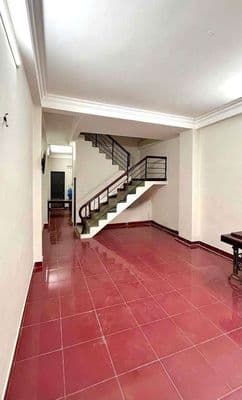 Nhà 1 Trệt 2 Lầu Sân Thượng 4PN Mặt Tiền Đường Số Phường Tân Phong
