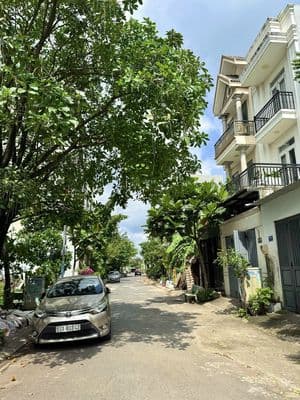 4.5 tỷ (tl)– đất nền nam khang residence – q9– sát chợ long trường-shr