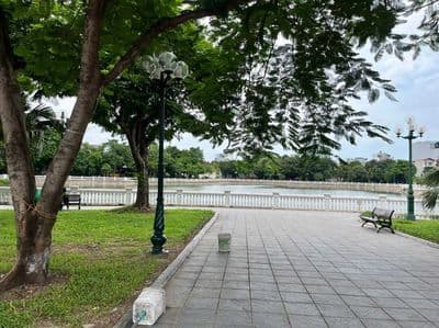 Bán Đất Vàng Phường Long Biên Mặt Hồ Sinh Thái