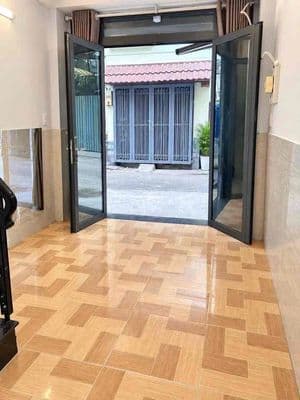 cho thuê nhà nguyên căn Lê Văn Duyệt, 2 tầng, 2pn/2wc, full nội thất