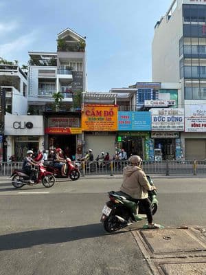 Nhà mặt tiền đường Trường Chinh Tân Bình