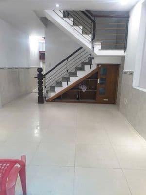 Cho thuê nhà hẻm oto đường 22 p. Linh Đông DT 84m2 5pn4wc Sẵn Máy Lạnh