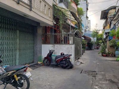 HXH Ngay Trần Hưng Đạo Quận 5 - 4 x 17 - 2 tầng - giá 11 tỷ