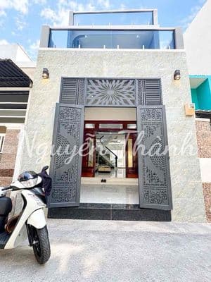 Nhà phố 3 tầng - hẻm 3,5m - huỳnh tấn phát- thị trấn nhà bè.