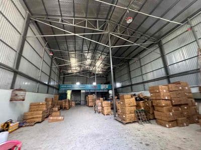 Cho thuê kho mt gần khu fpt , hoa! Đường co tainer Dt 280m dtsd 310m