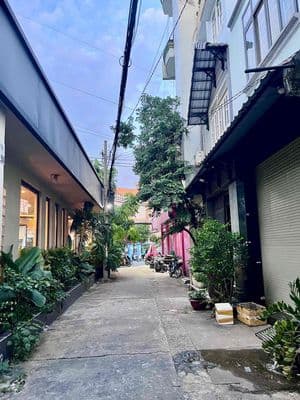 Bán nhà Tân Phú – Âu Cơ giao Lạc Long Quân – 42m², 4 tầng, hẻm xe hơ
