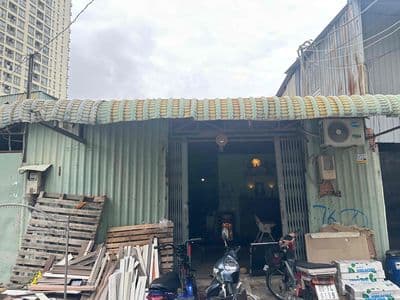 Nhà cấp 4 mặt tiền đường số 1 Lý Phục Man
