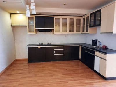 Cần cho thuê căn hộ Rubyland 74M2 - 2PN giá thuê 8tr8, nhà ở liền.