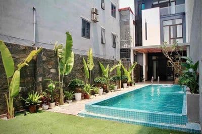 Vila hồ bơi khu hồ xuân hương gần biển