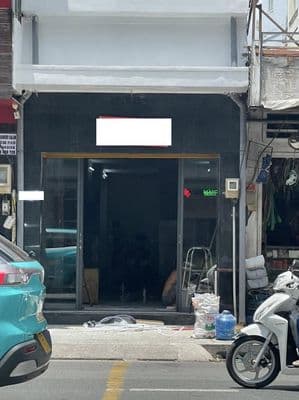 Cho thuê nhà mặt tiền đường phan văn trị 3,5x20m cấp 4 có lửng