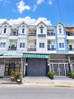 C.g - cho thuê nhà trệt 2 lầu full nội thất đường lê tấn quốc