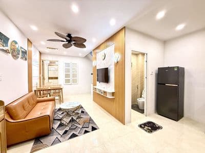 Full nội thất nhà mới đẹp 3 phòng ngủ hẻm trung tâm thành phố