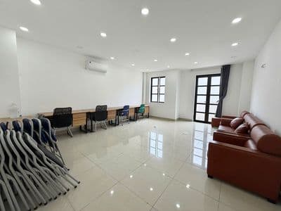 Cho thuê văn phòng ban công siêu rộng khu Cityland Gò Vấp