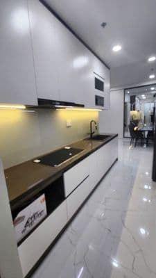 Bán căn hộ 2 pn-2 wc- charm cty